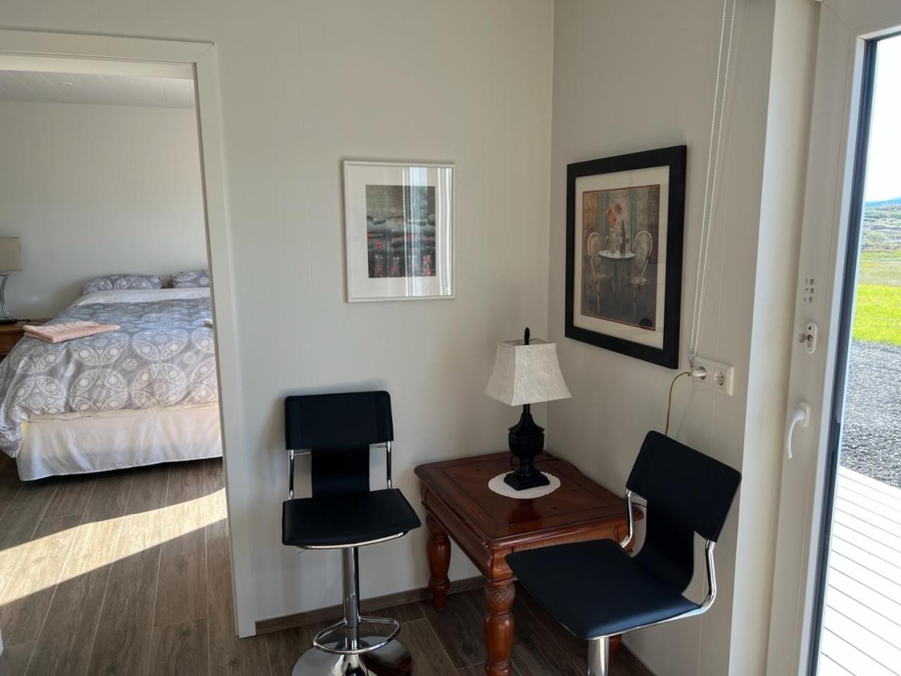 בורגרנס Laekjarkot Rooms And Cottages With Kitchen מראה חיצוני תמונה